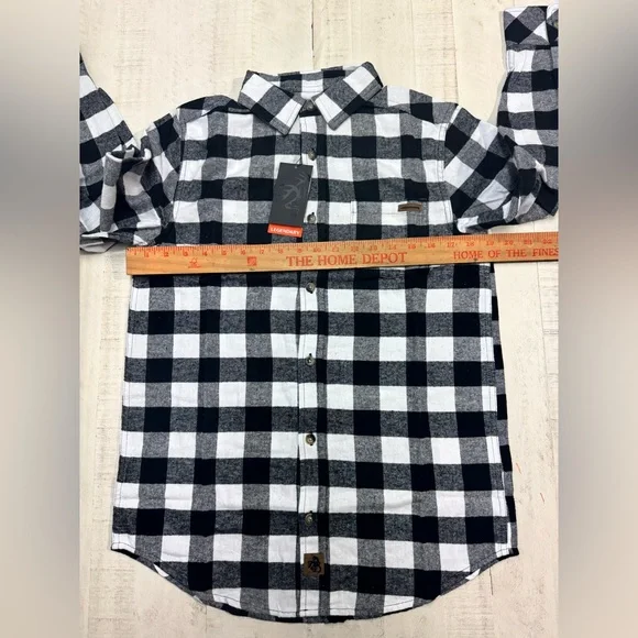 Legendary Whitetails lumberjack flannel long sleeve button down shirt - Picture 3 of 7